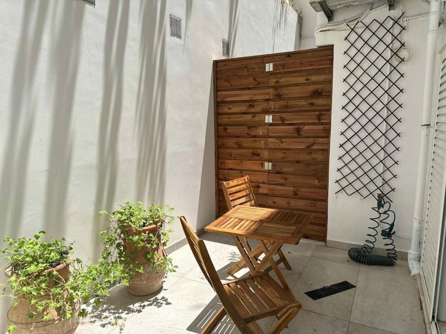 Mk City Apartment Near Dowtown Iraklion Buitenkant foto